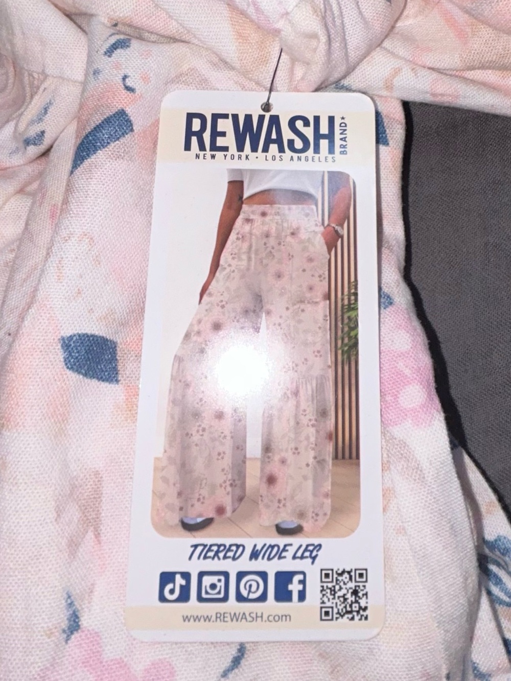 Rewash Pink Floral Wide-Leg Palazzo Pants with Blue Details - Picture 7 of 7